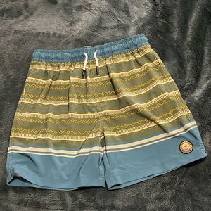 Fayetteville Mountain Company Shorts - size Large.